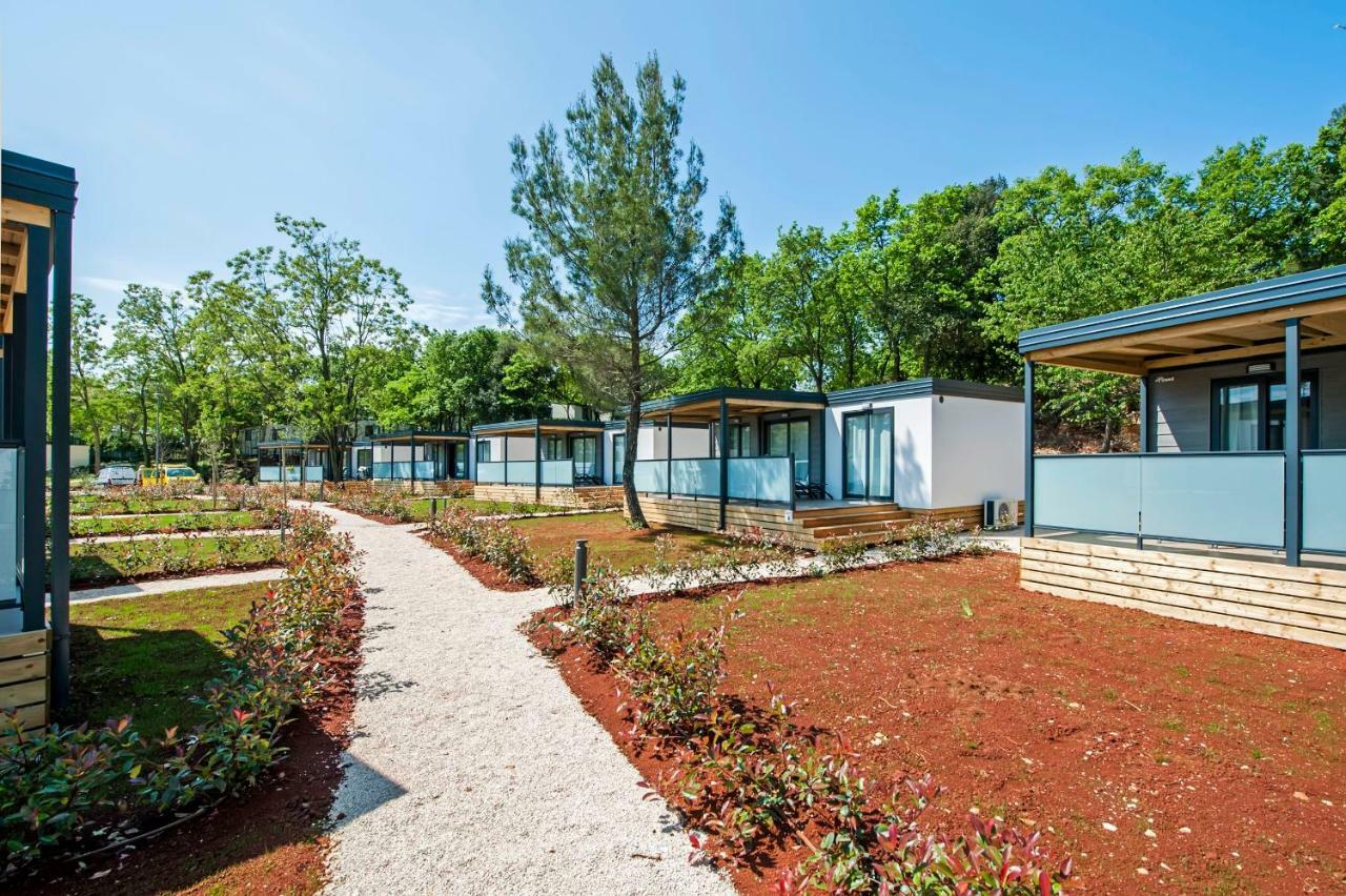 Campsite Solaris Naturist Mobile Homes Mediteran kamp Tar-Vabriga Bagian luar foto